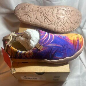 New UIN Women’s Sz 8 Footwear Purple Dream Art Painted Canvas Slip on Shoes